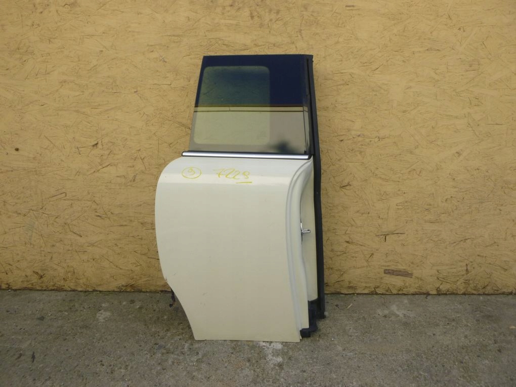 фото №1, Mini cooper clubman r55 06- дверь правое задние