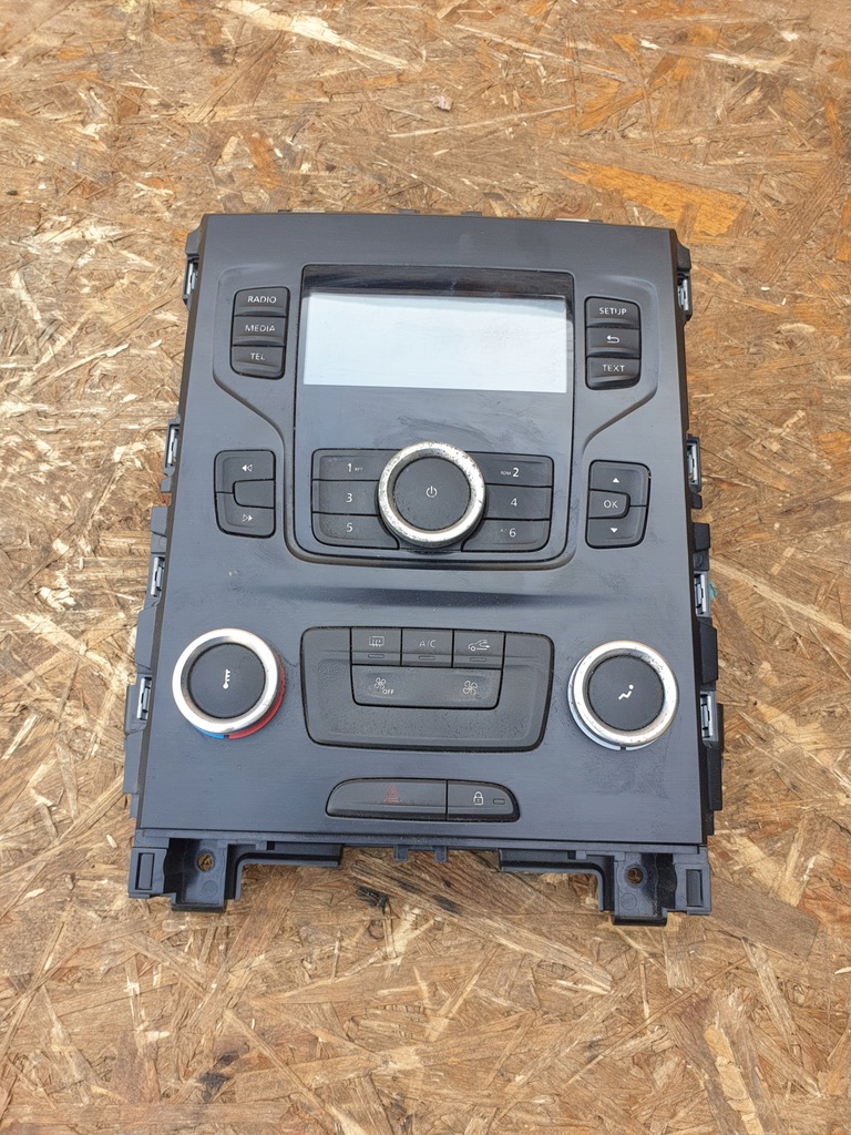 фото №1, Renault megane iv радио дисплей панель кондиционера 280904419r