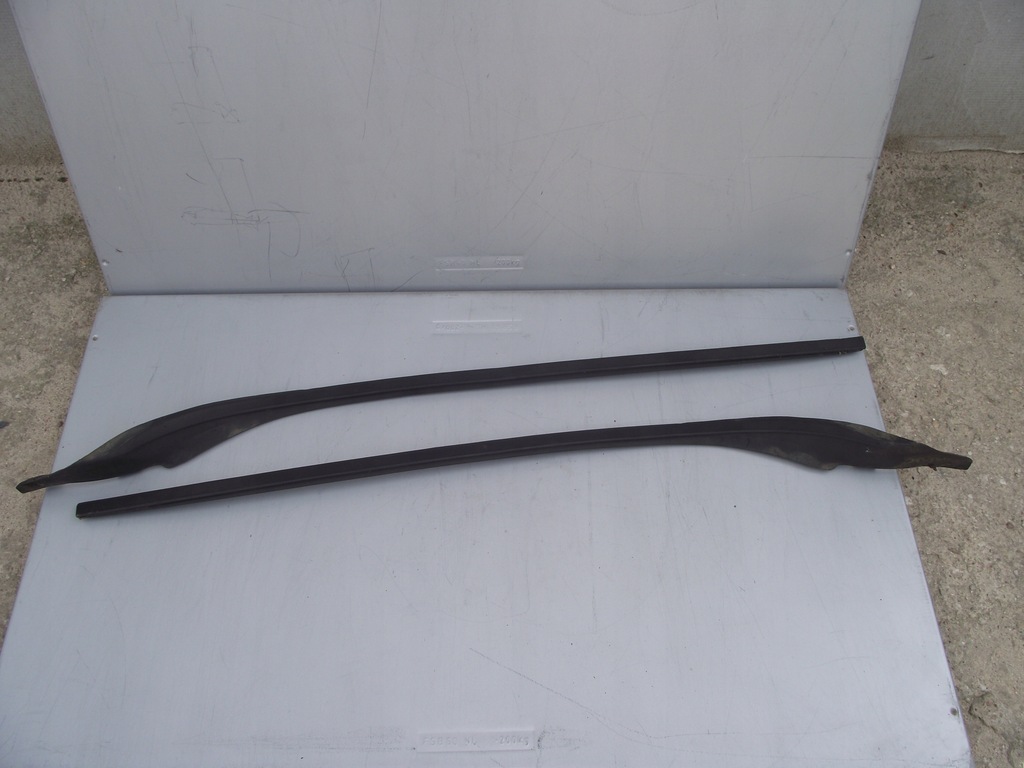 фото №1, Молдинг скло лобове передньої volvo v60