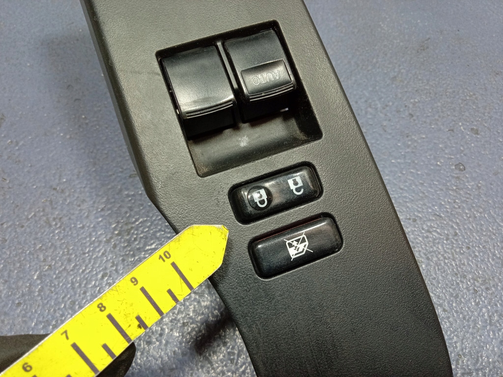 фото №7, Toyota auris ii e18 панель переключатель окон 74232-02e10