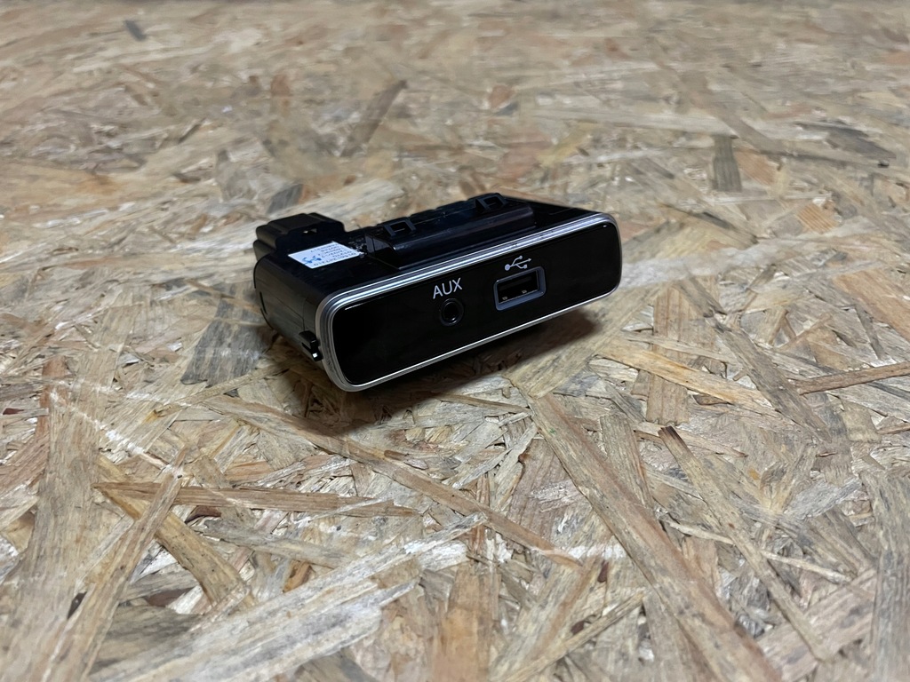 фото №1, Роз'єм port aux usb alfa romeo stelvio 01561247210