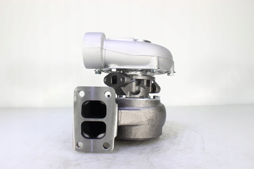 Турбина tb4129, t04b87 466608-5005s ar100241 kombajnu rolniczego i с Разборки