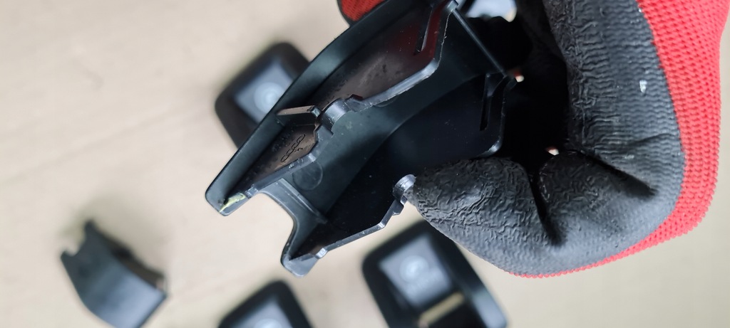 фото №9, S3 8v sedan a3 кронштейн детское кресло isofix сиденье задняя kpl 8v0887233a