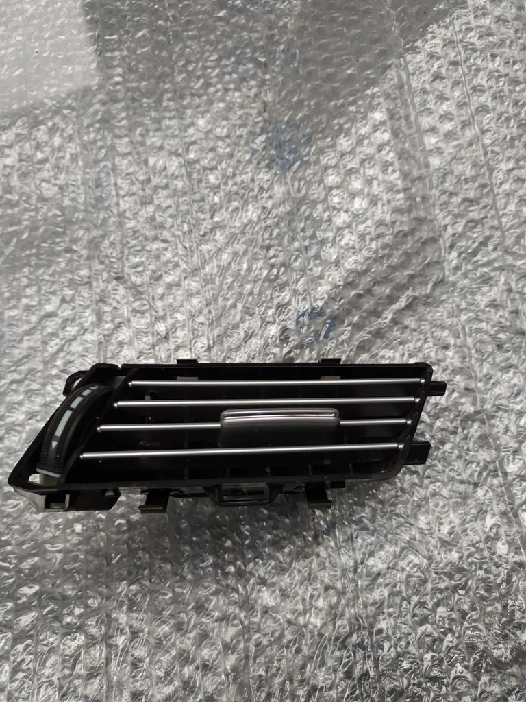 фото №9, Решётка обдув mercedes e-klasa w212 левая правая