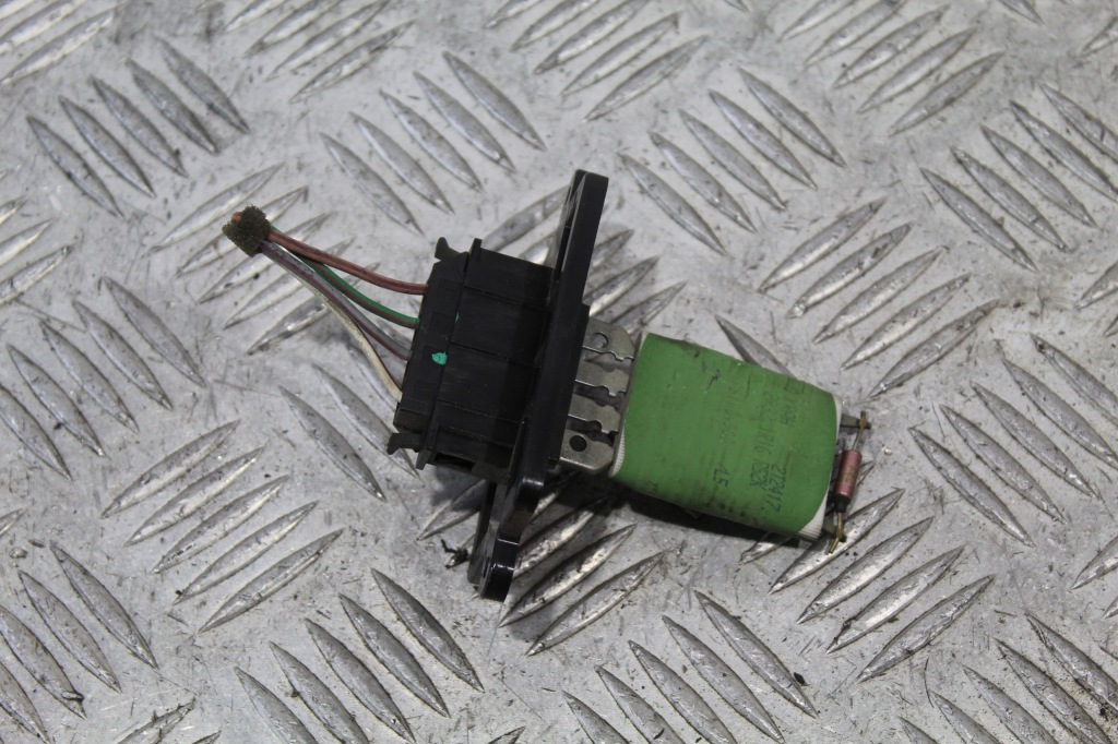 фото №1, Резистор вентилятор fiat 500l lift cross 51004900