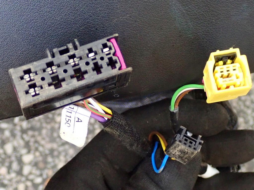 фото №9, Комплект сидений 4xboczek туннель eu заднее сиденье skoda octavia 3 iii 5e scout подогрев