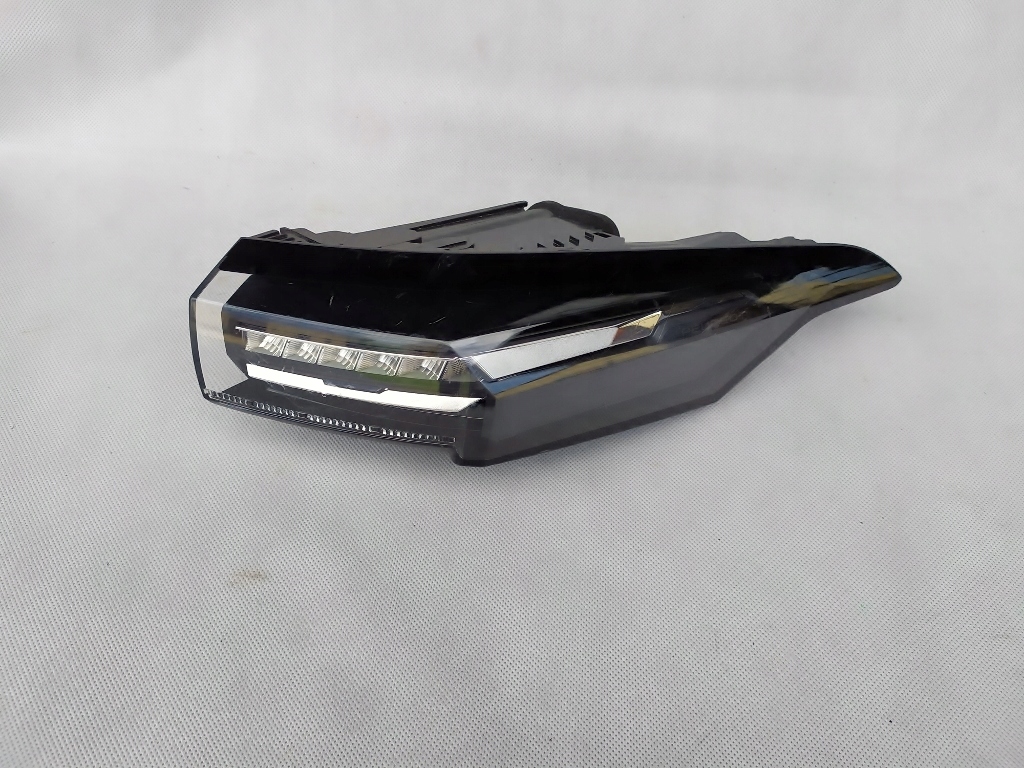 Купить Фара правый задний  задняя peugeot 308 2021 led
