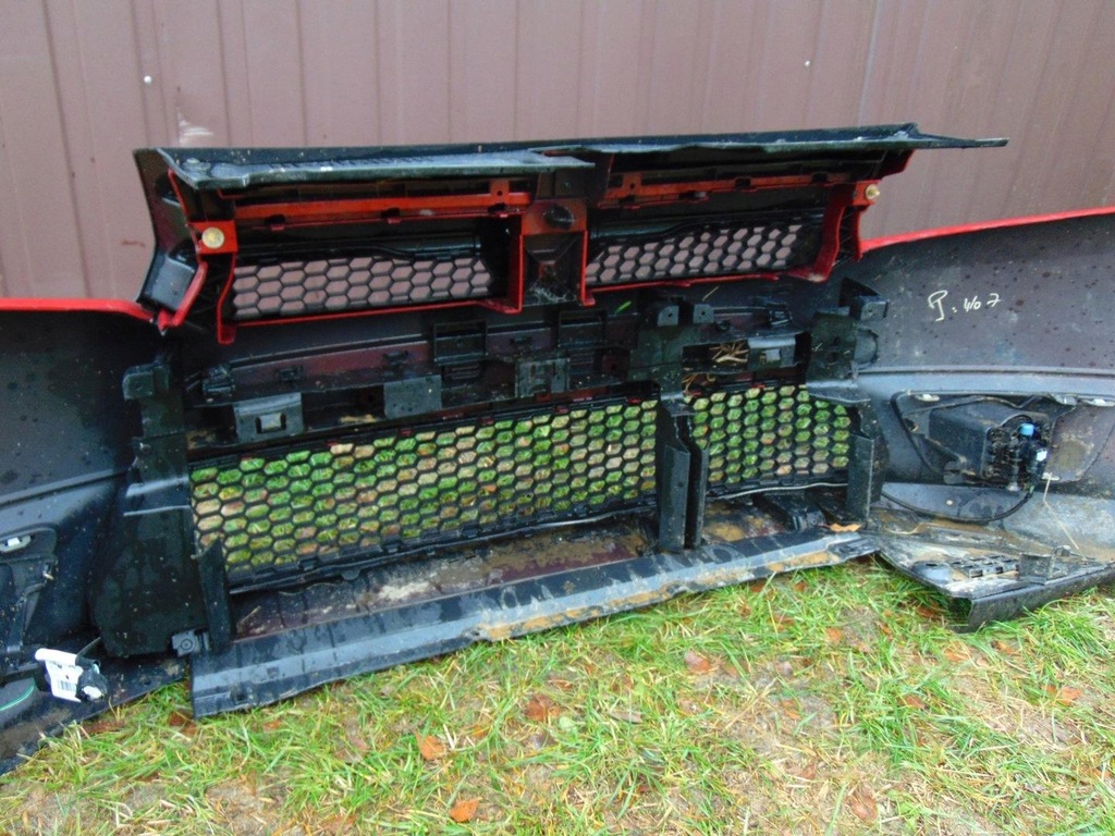 фото №11, Бампер передний dacia sandero ii stepway