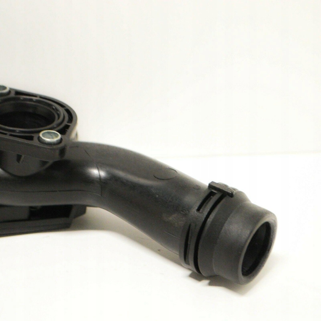 фото №13, Труба охолодження vag golf 4 1997 2003 оригінальний 06e121045bb