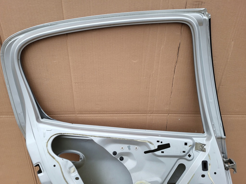 фото №7, Дверь левый задняя - peugeot 206