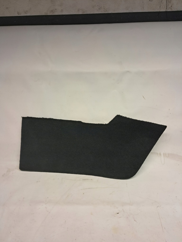 фото №1, Оббивка захист тунель права volvo xc90 ii 31377165