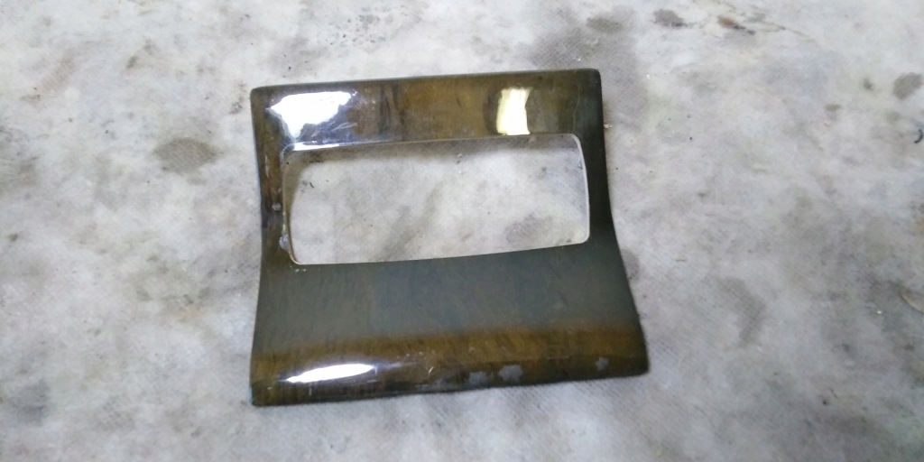 фото №1, Audi a6 c5 рамка декоративная dekor туннель 4b0863210r