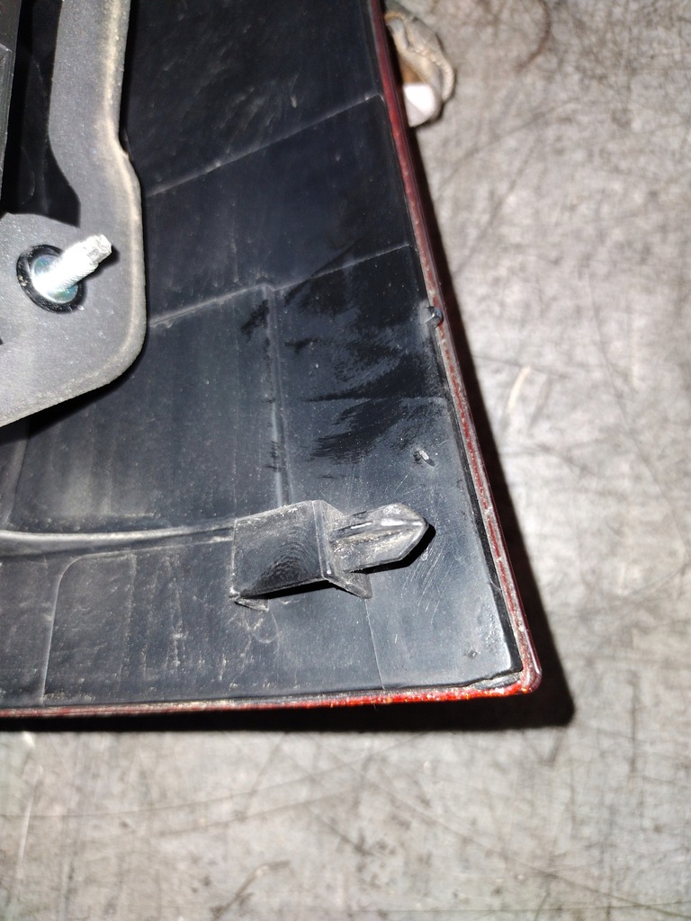 фото №8, Лампа левая задняя renault megane ii kombi