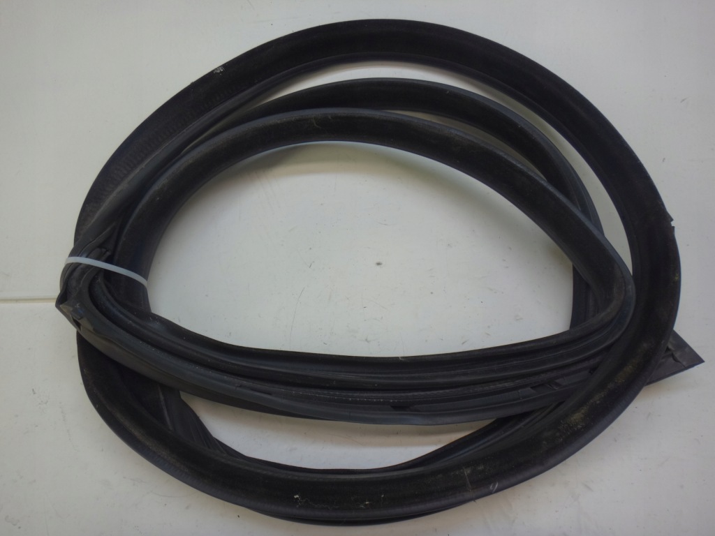 фото №4, Прокладка дверь правая перед передняя bmw 6 f06 gt