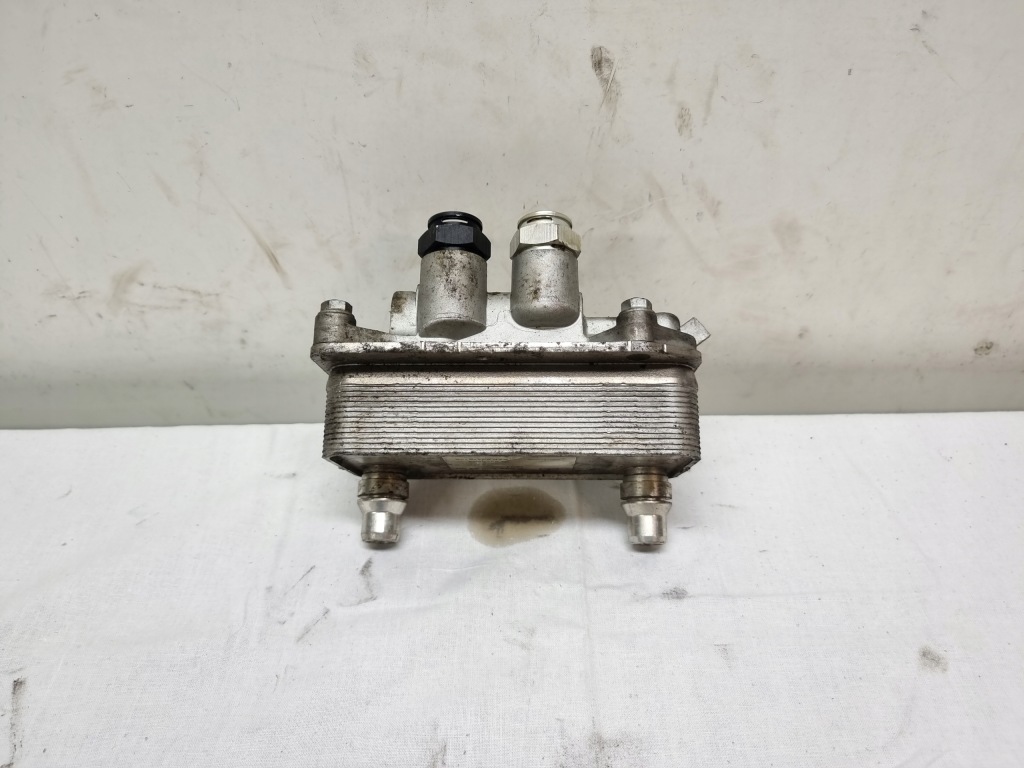 фото №1, Mercedes w213 w222 радиатор масла