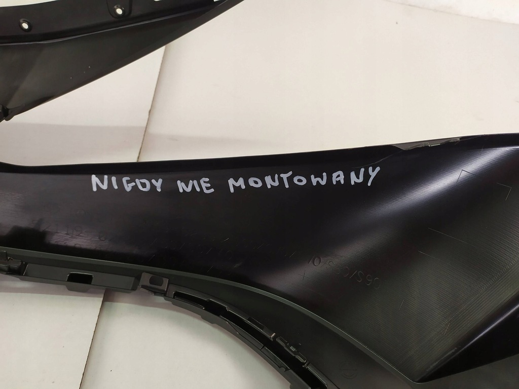 фото №12, Бампер перед передний toyota corolla e21 xii kombi hb