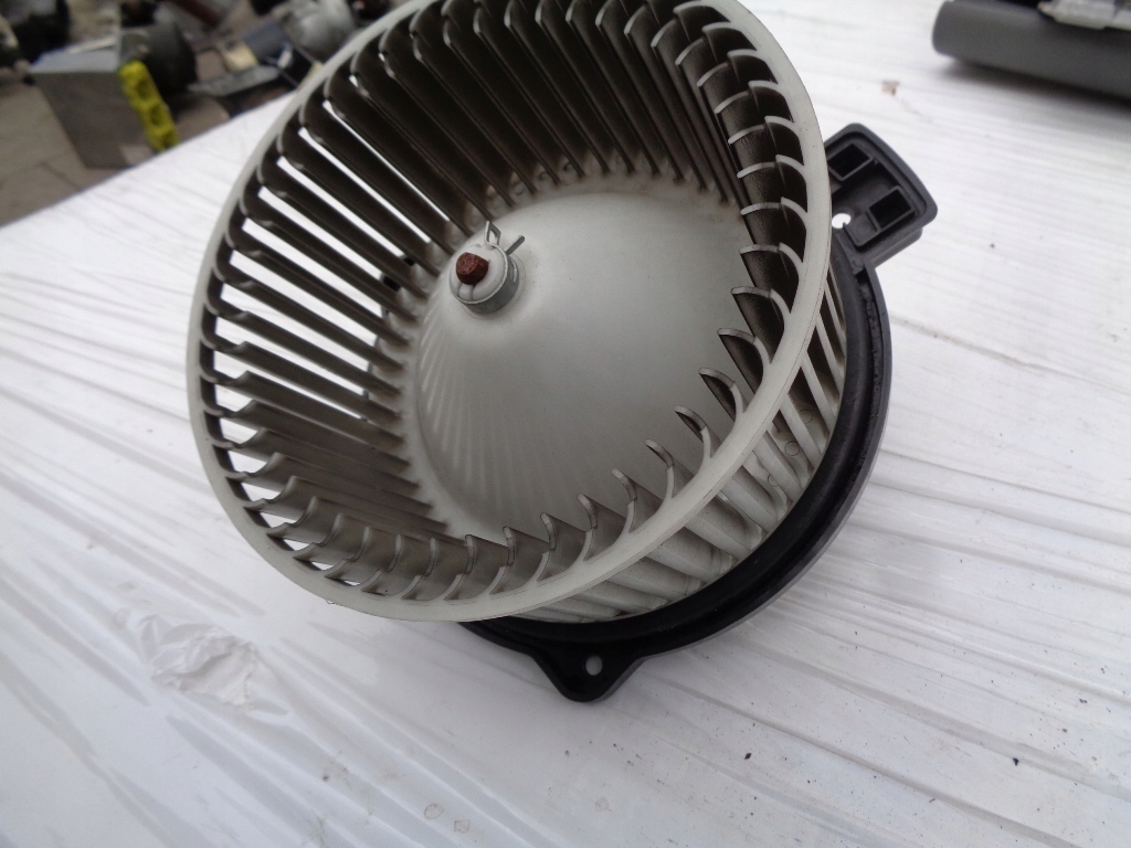 фото №4, Mazda 6 воздуходувка вентилятор обдув gj6ba02 europa