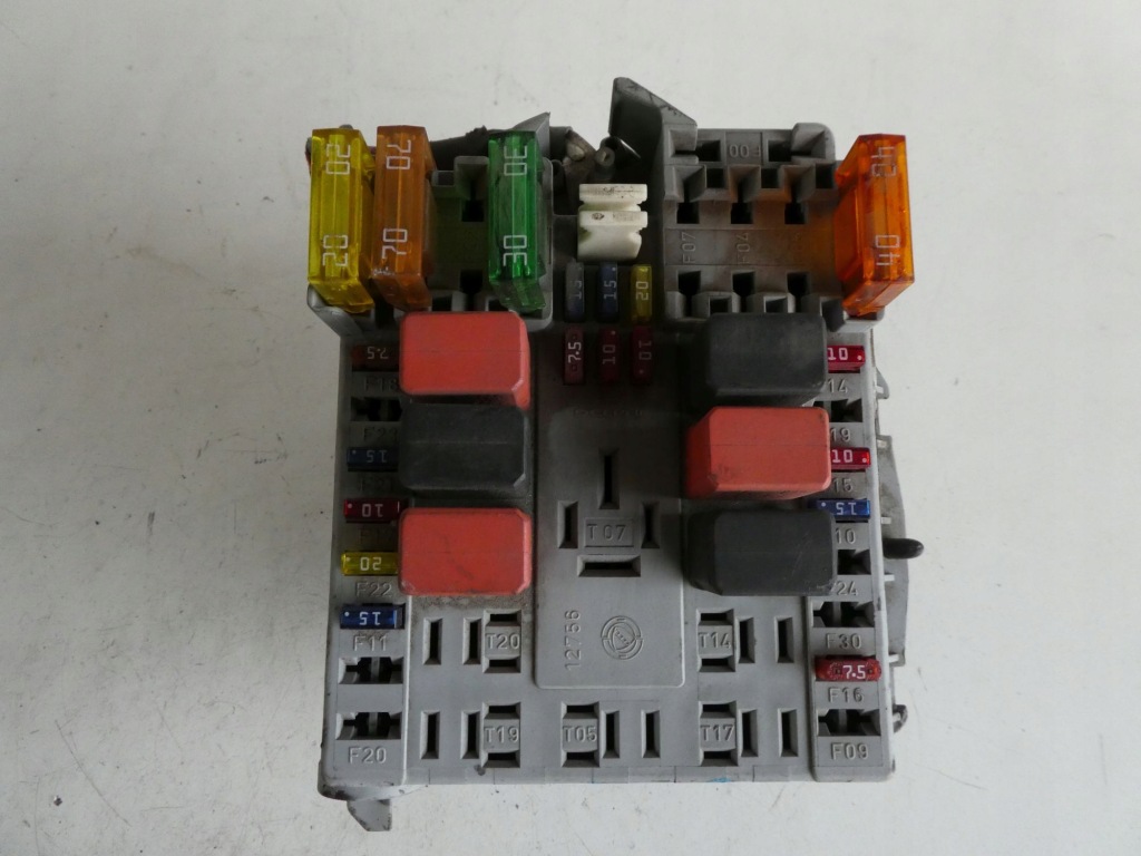 фото №4, Модуль коробка запобіжників fiat albea 46809865