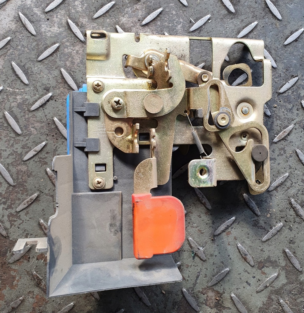 фото №2, Замок дверь задних vw caddy 96-04