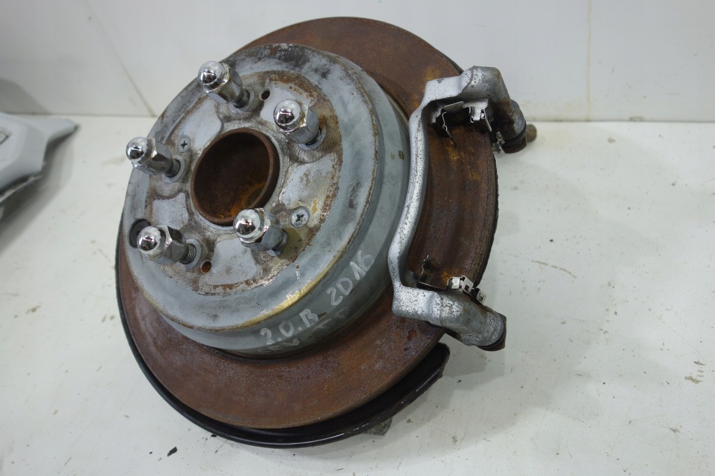 фото №1, Поворотний кулак задня права гайки honda cr-v crv iv 2wd