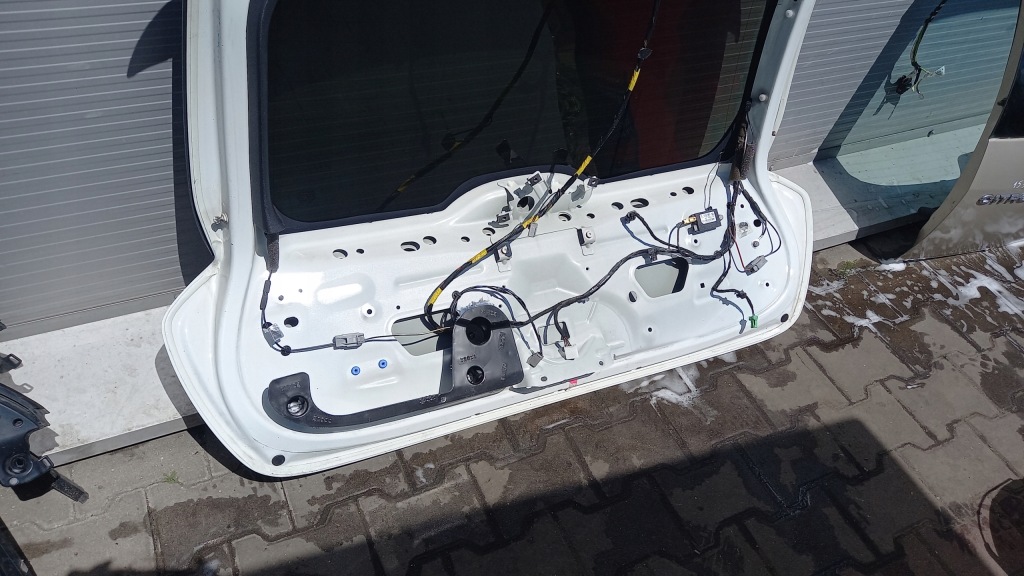 фото №8, Задня кришка багажника volvo v60 10-17r kolr 614-46