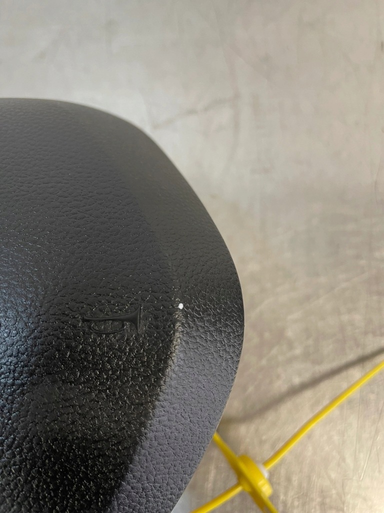 Подушка безопасности подушка водителя renault zoe 985708905r в Украине