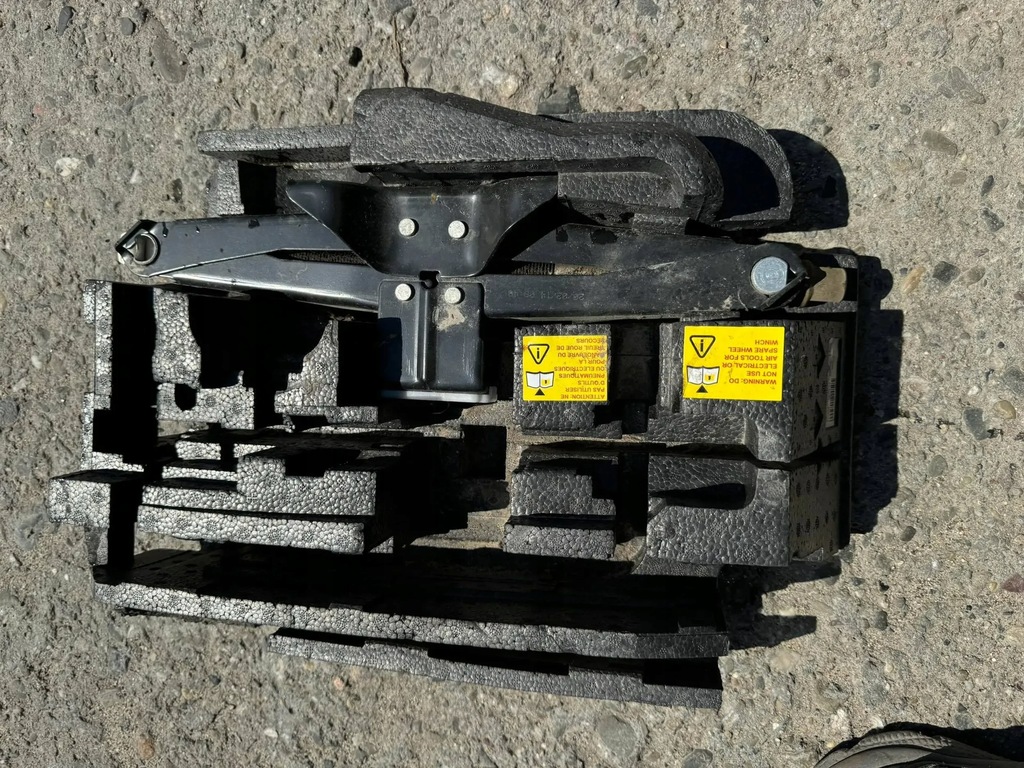 фото №1, Домкрат подъемник корпус renault master iii 995505679r