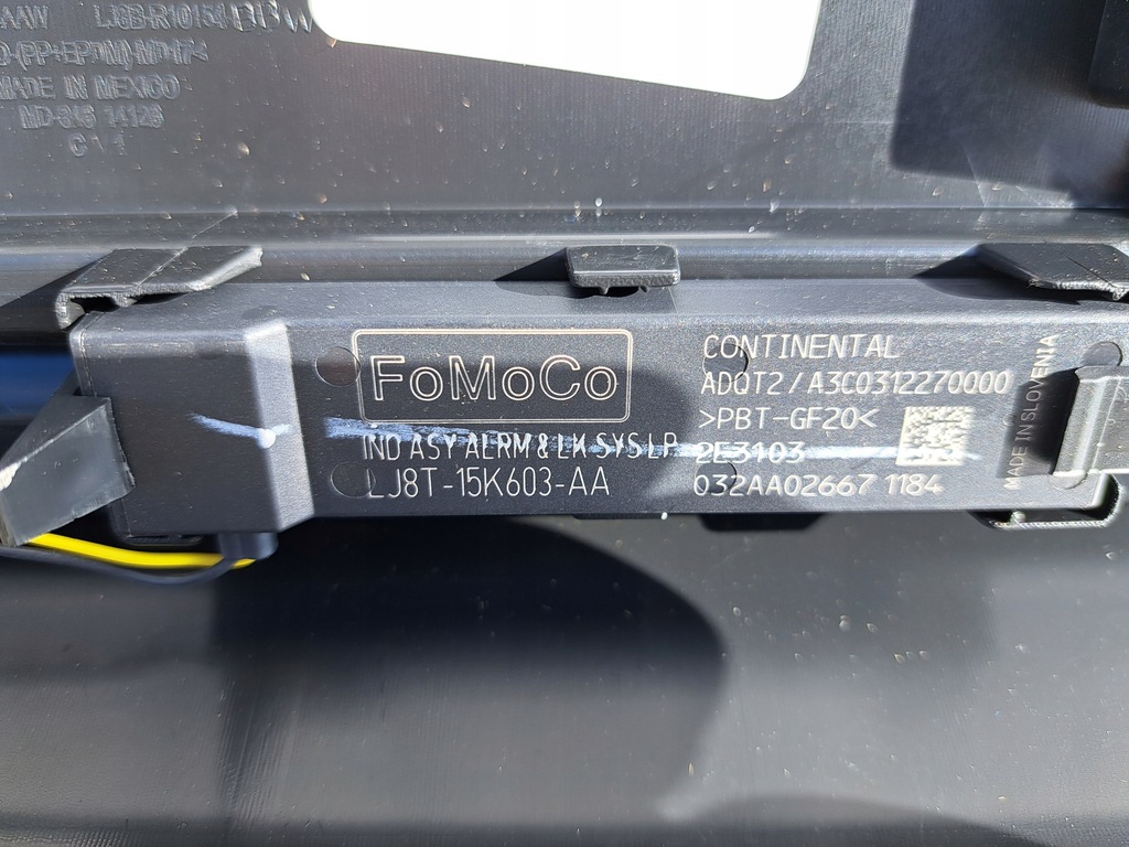 фото №6, Mustang mach-e правый порог молдинг порог датчик