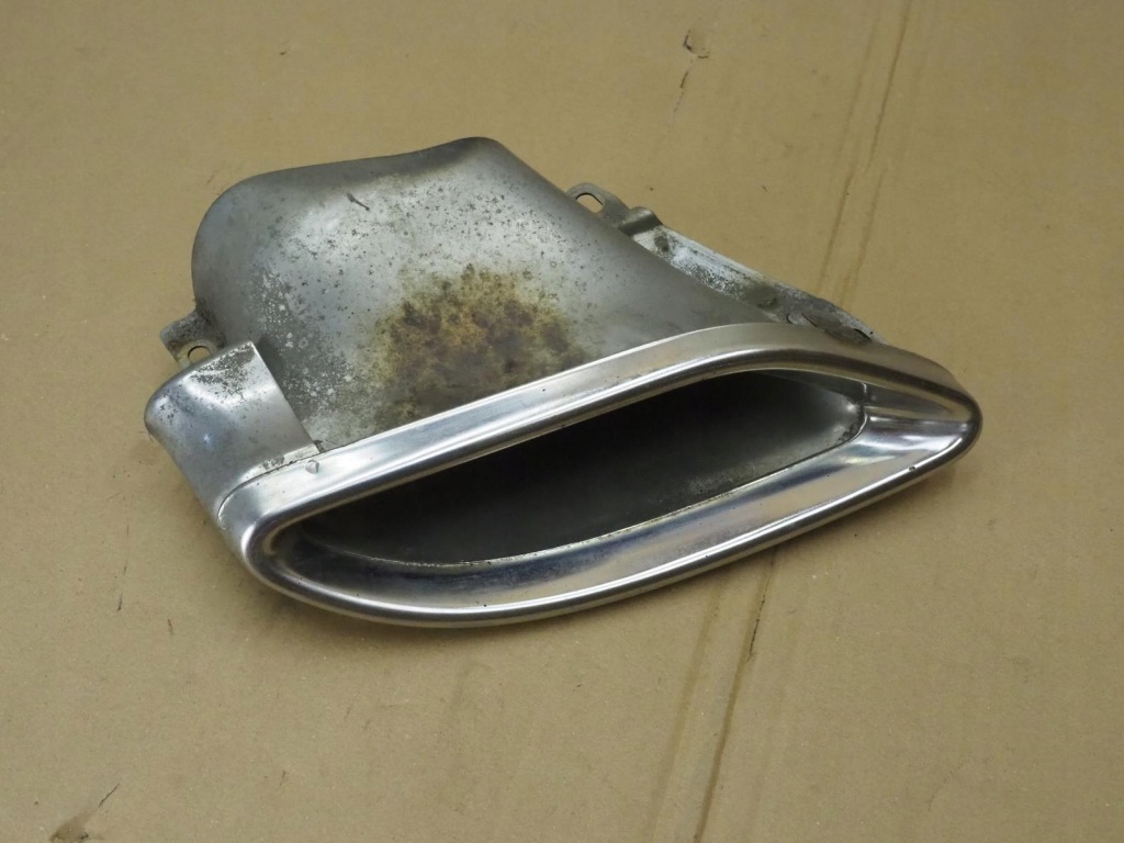 Наконечник вихлоп глушника права mercedes b-klasa cla w246 w117 a2464900427 Оригінал