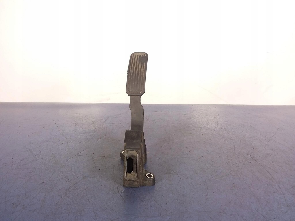 фото №1, Toyota auris i потенциометр педаль газа 78110-02010