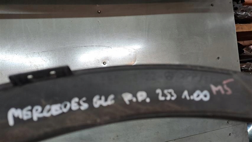 фото №9, M5 w253 молдинг крила правий перед a2538850622