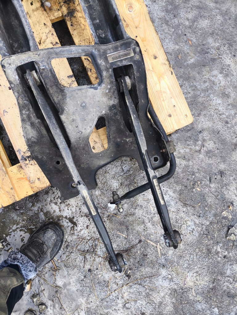 Jeep renegade подрамник балка подрамник подрамник задний  jeep renegade ? Недорого