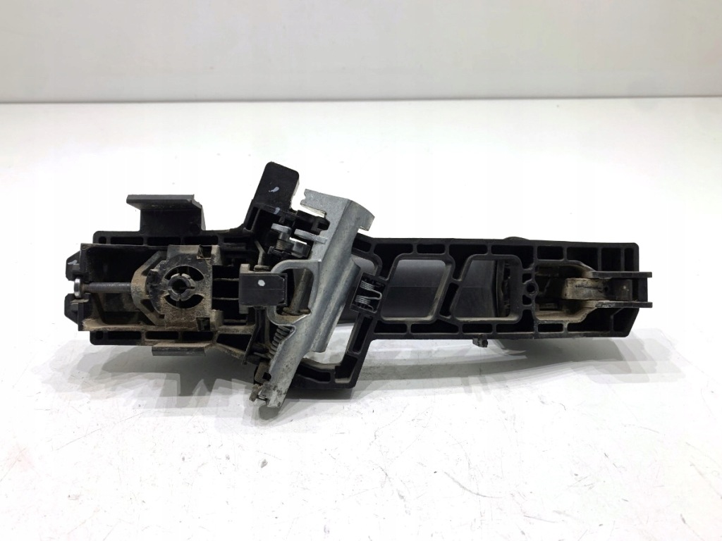 Ручка задний  левая ford transit courier minivan белый Доставка