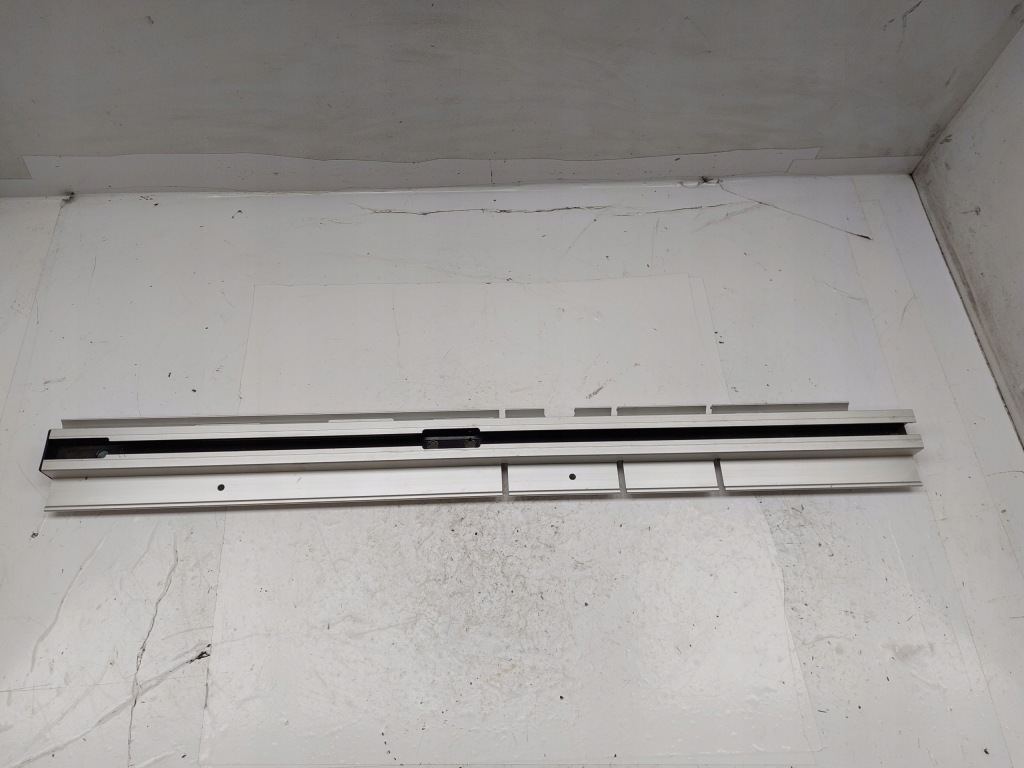 фото №7, Bmw x4 f26 g01 молдинг направляющая направляющая багажника правая 2704748 003320002600