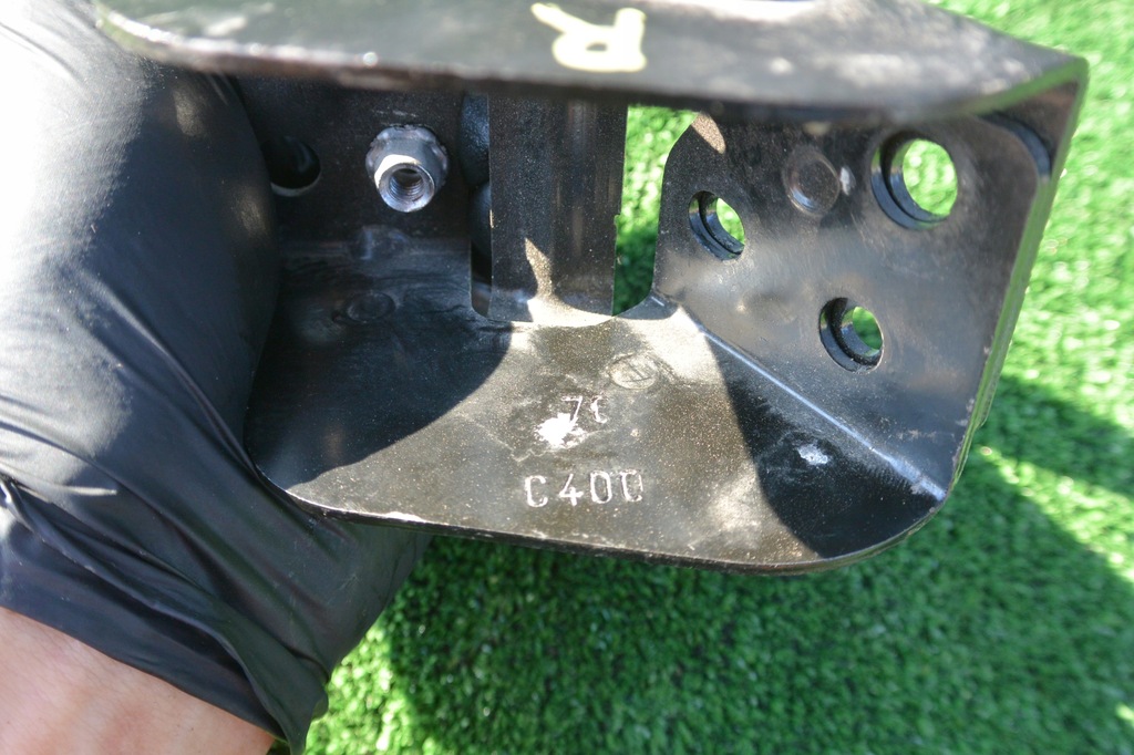 фото №4, Alfa romeo stelvio 17- кронштейн кронштейн кронштейн радіатора