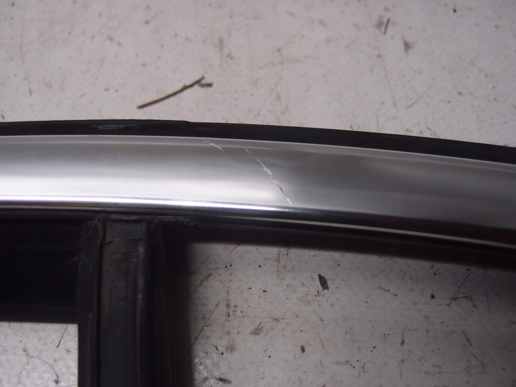 фото №5, Верхний молдинг дверь giulia левый задняя