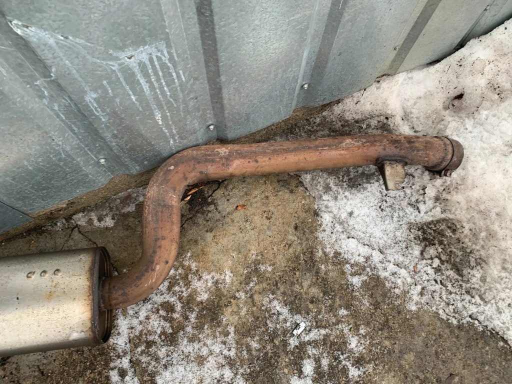 Гаситель bmw 3 f30, f80 8623286 2.0l hybrid 185kw 2016 Киев