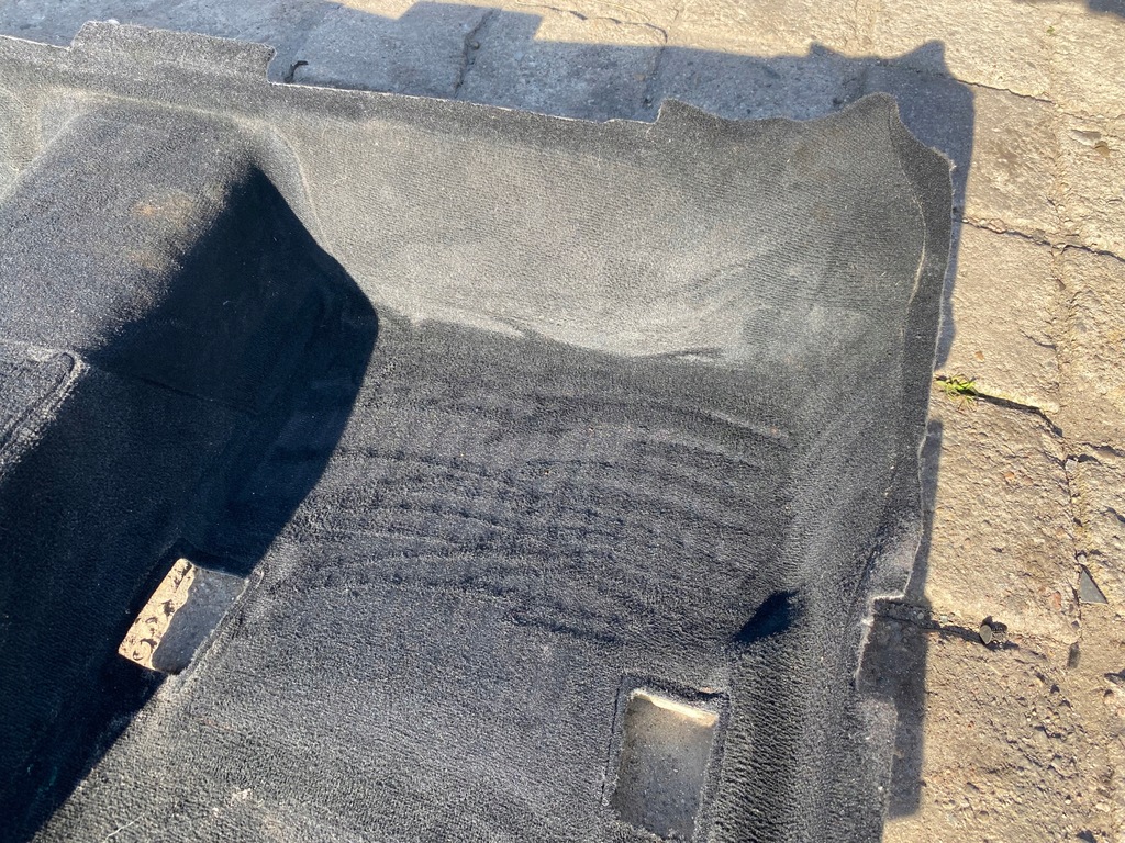 фото №6, Обшивка задня килимок правий лівий перед w213