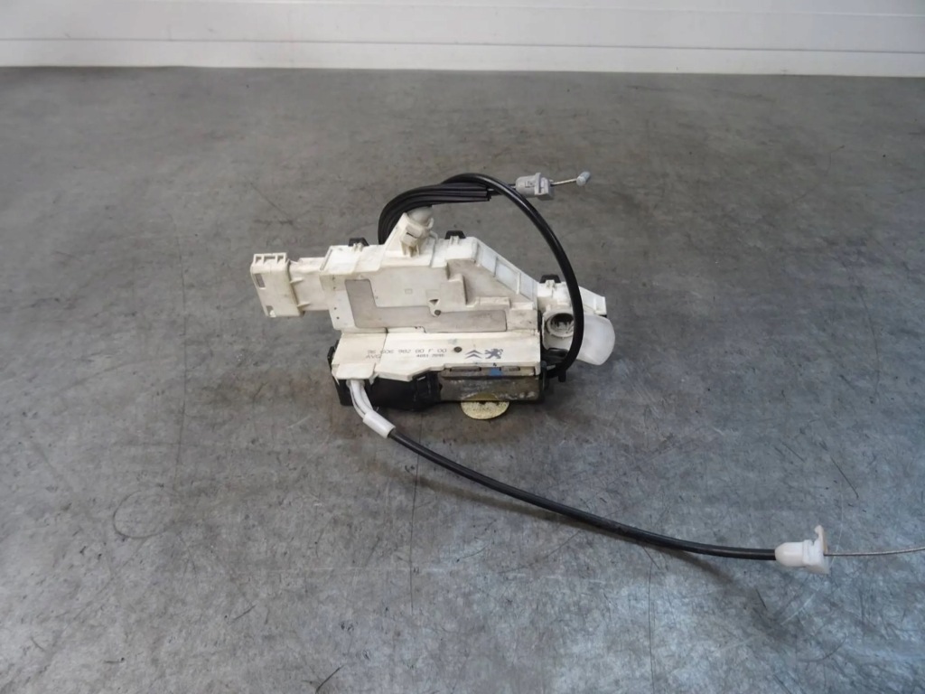 фото №1, Замок дверь левый перед 9660698280f peugeot 407 eu