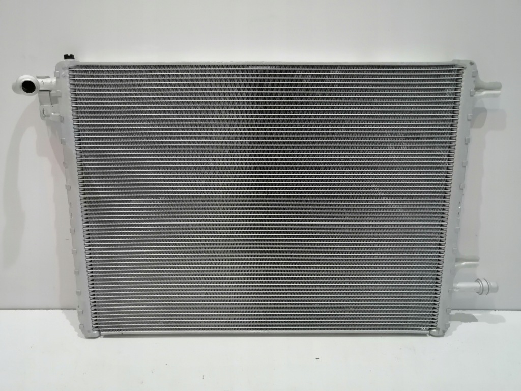 Купить Jaguar e-pace x540 радиатор воды новая оригинал