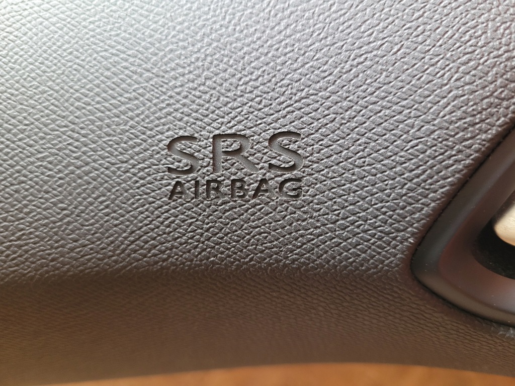 Peugeot 308 2 2 t9 приборная панель приборная панель  приборная панель подушка безопасности оригинал Оригинал