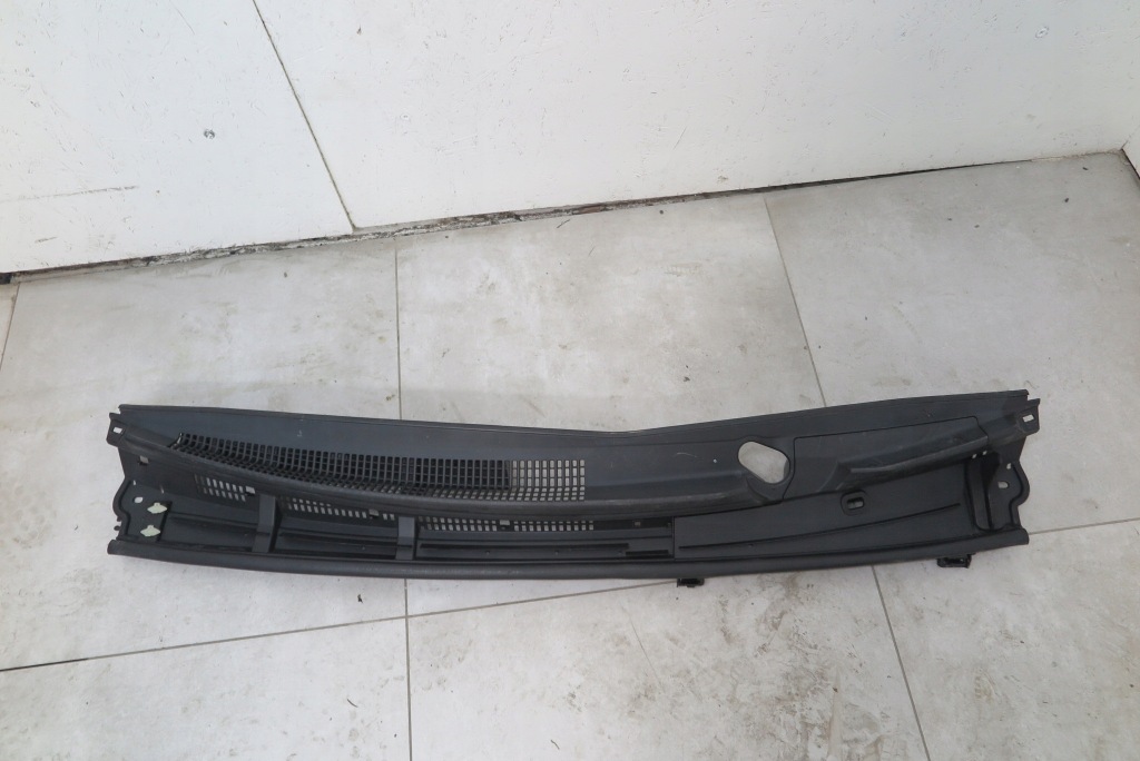 фото №1, Жабо пластиковый toyota yaris iii lift 55781-0d400