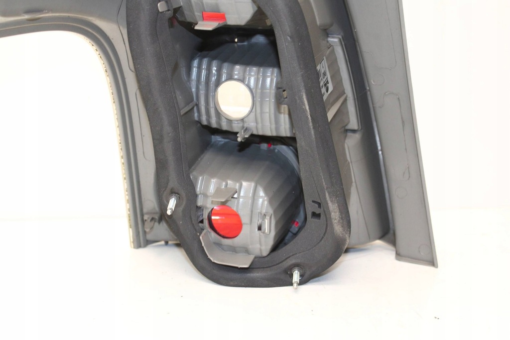 фото №6, Toyota corolla verso ii лампа задня права задня правий