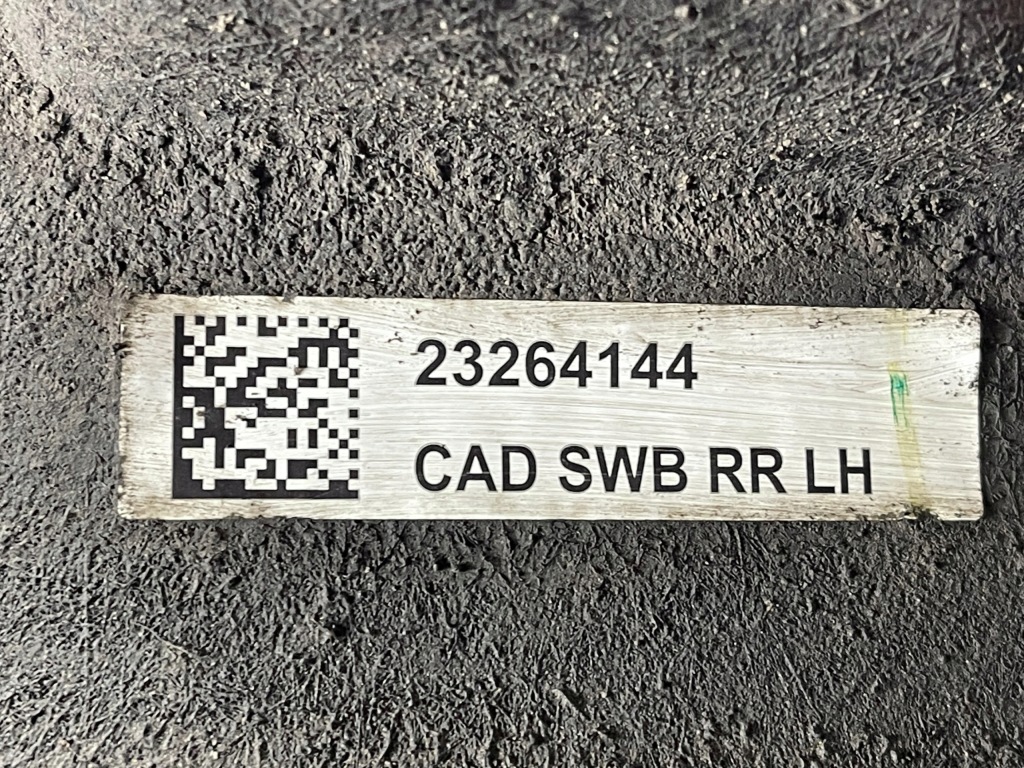 O2 cadillac escalade iv 2014 - оригінал підкрилок ліва задній gm 23264144 Доставка