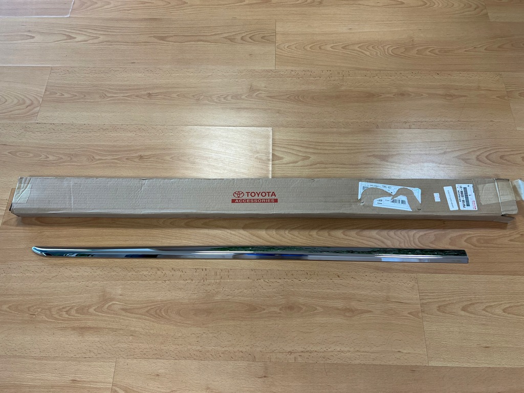 фото №1, Toyota corolla e21 хром молдинг двері лівий перед