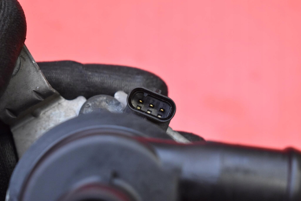 фото №7, Помпа насос циркуляція wody 55588581 opel astra 5 v k 1.6t 200 km 15-20