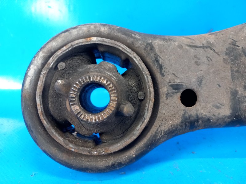 фото №4, Нижние рычаг передний подвеска lew. toyota camry 40 06-11 4806906150