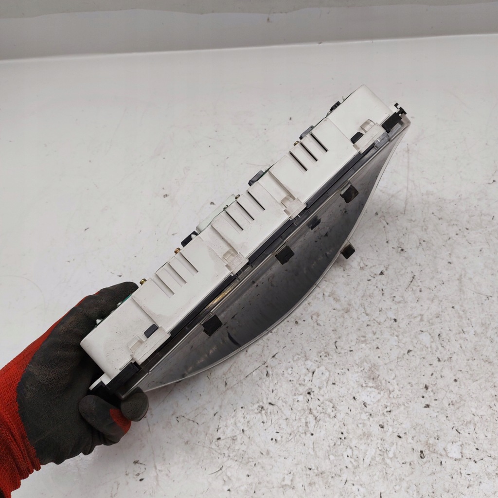 фото №13, Hyundai matrix 1,6b счетчик приборы 94003-17200 20010925 2003-2700