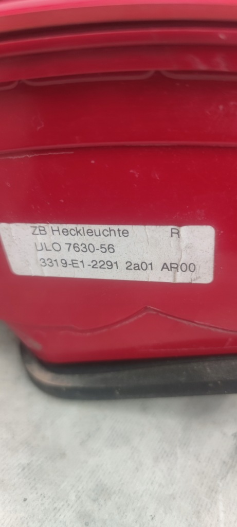 фото №3, Задняя лампа правая mercedes w204 kombi