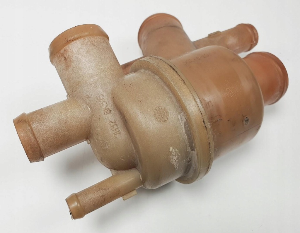 фото №2, Корпус термостата патрубок discovery iv l319 2.7 d